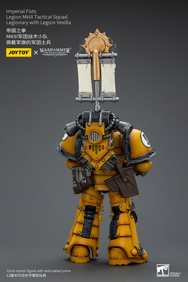 Imperial Fists: Legion MkIII Tactical Squad - Legionary with Legion Vexilla