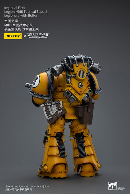 Imperial Fists: Legion MkIII Tactical Squad - Legionary with Bolter