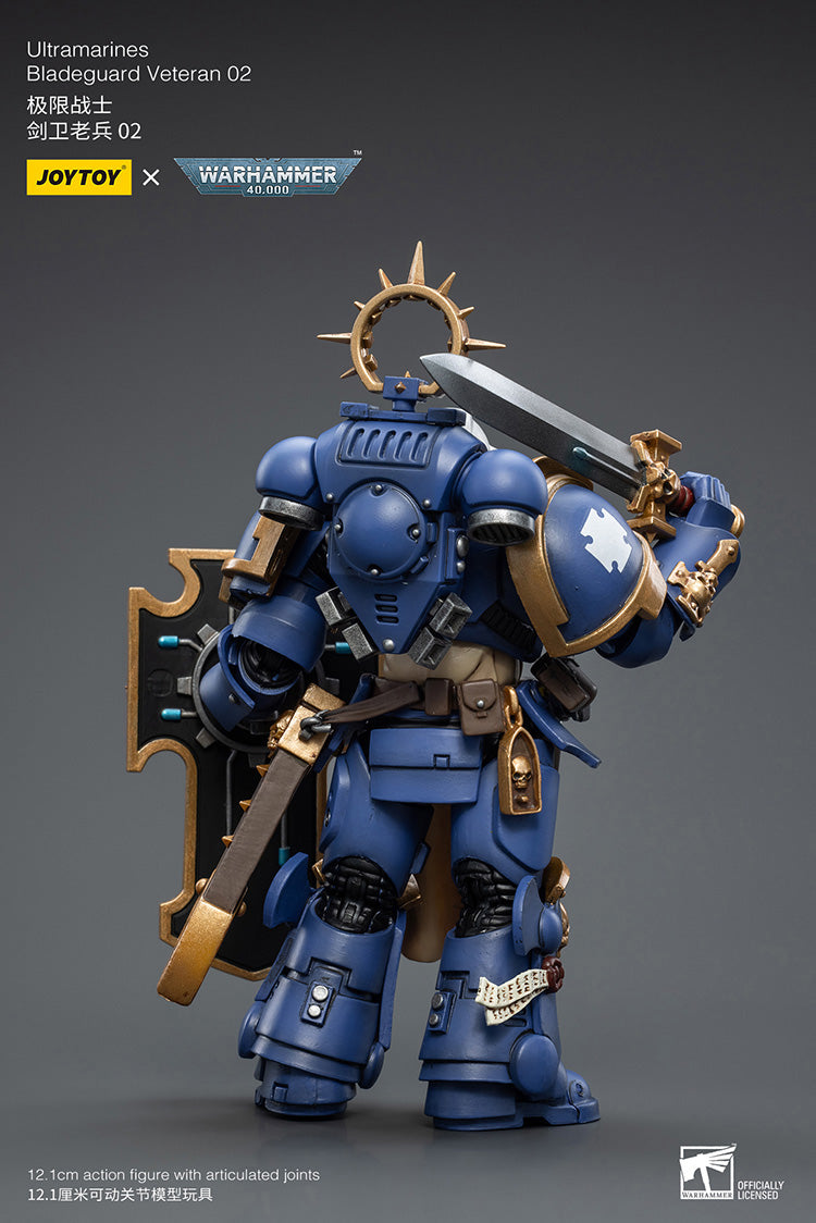 Ultramarines: Bladeguard Veteran 02