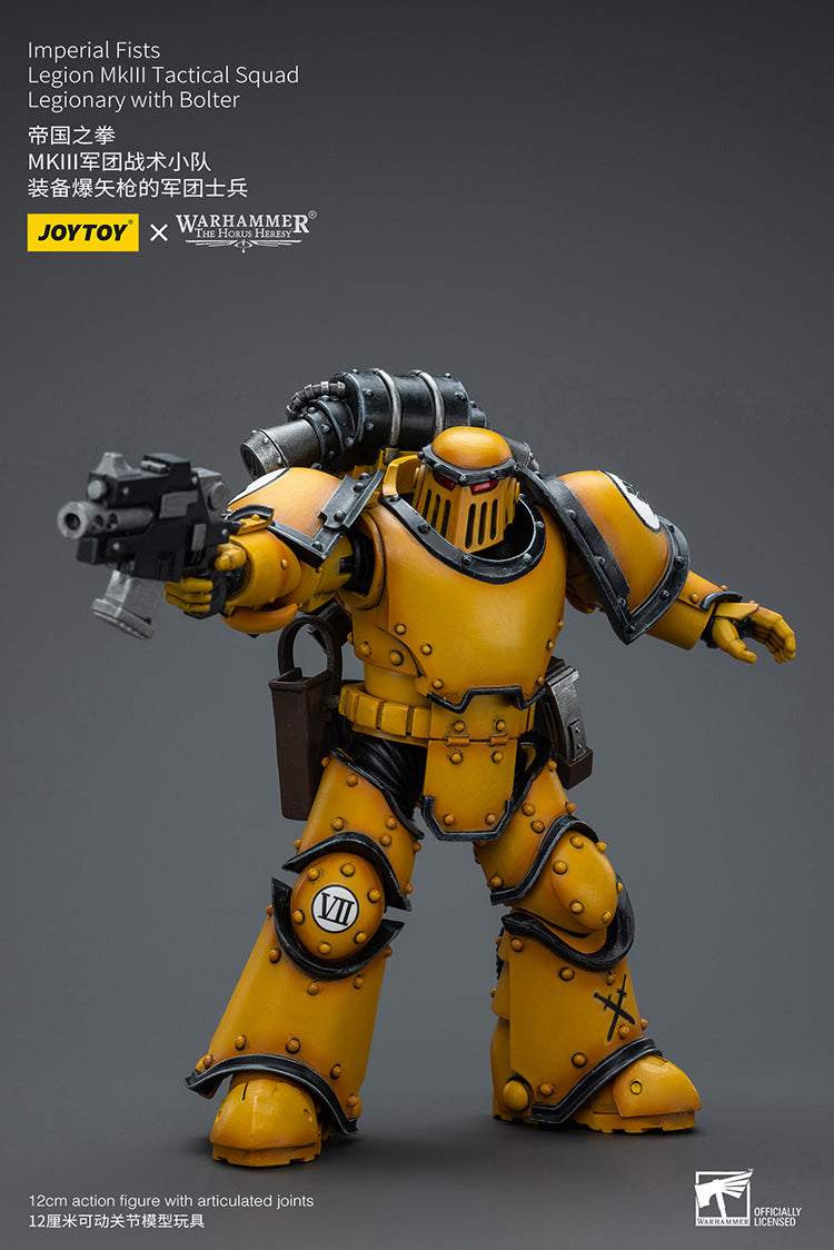 Imperial Fists: Legion MkIII Tactical Squad - Legionary with Bolter